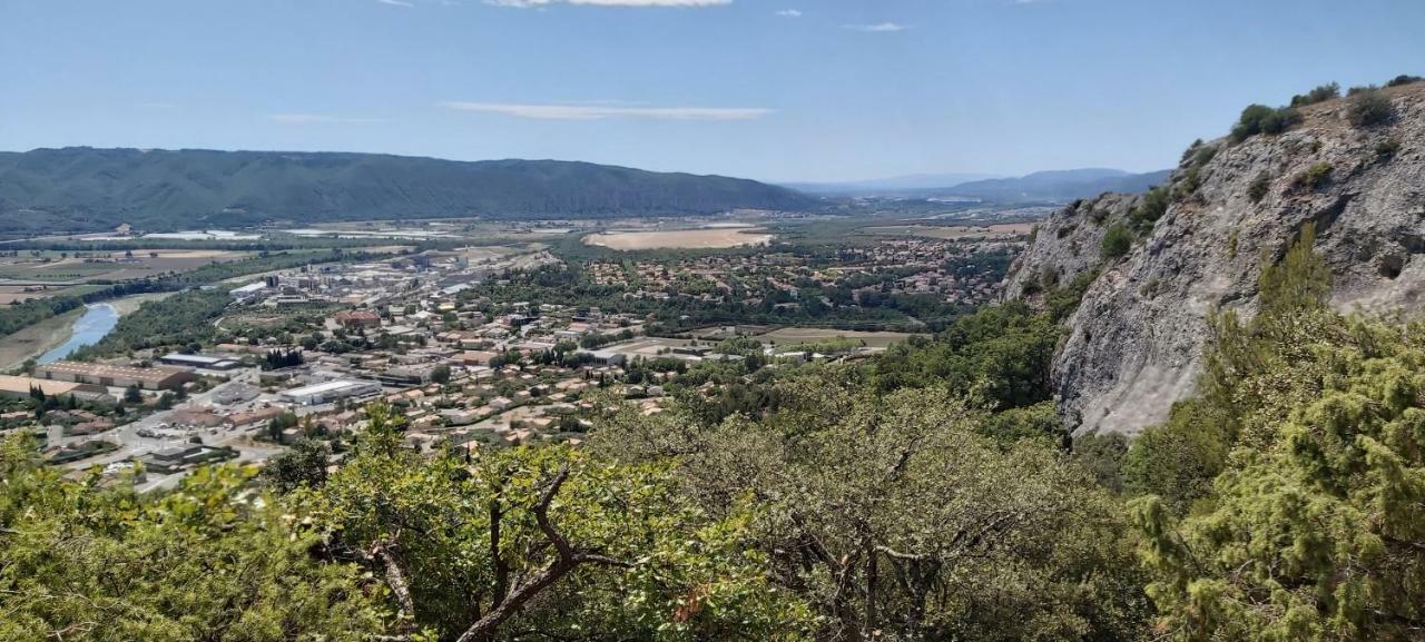 Gites Les Costoliers Chateauneuf-Miravail Bagian luar foto